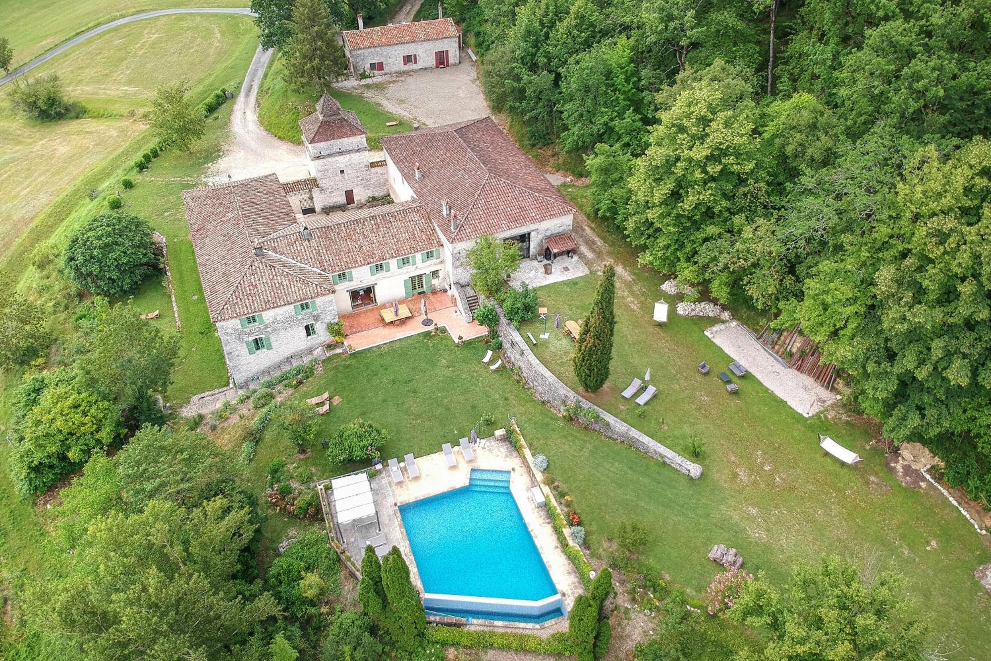 Manoir Le Moulinal47 - Vue Panoramique 4*
